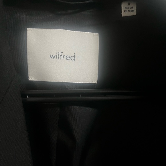 Aritzia Wilfred Destiny Blazer - Black NWT - Picture 6 of 6